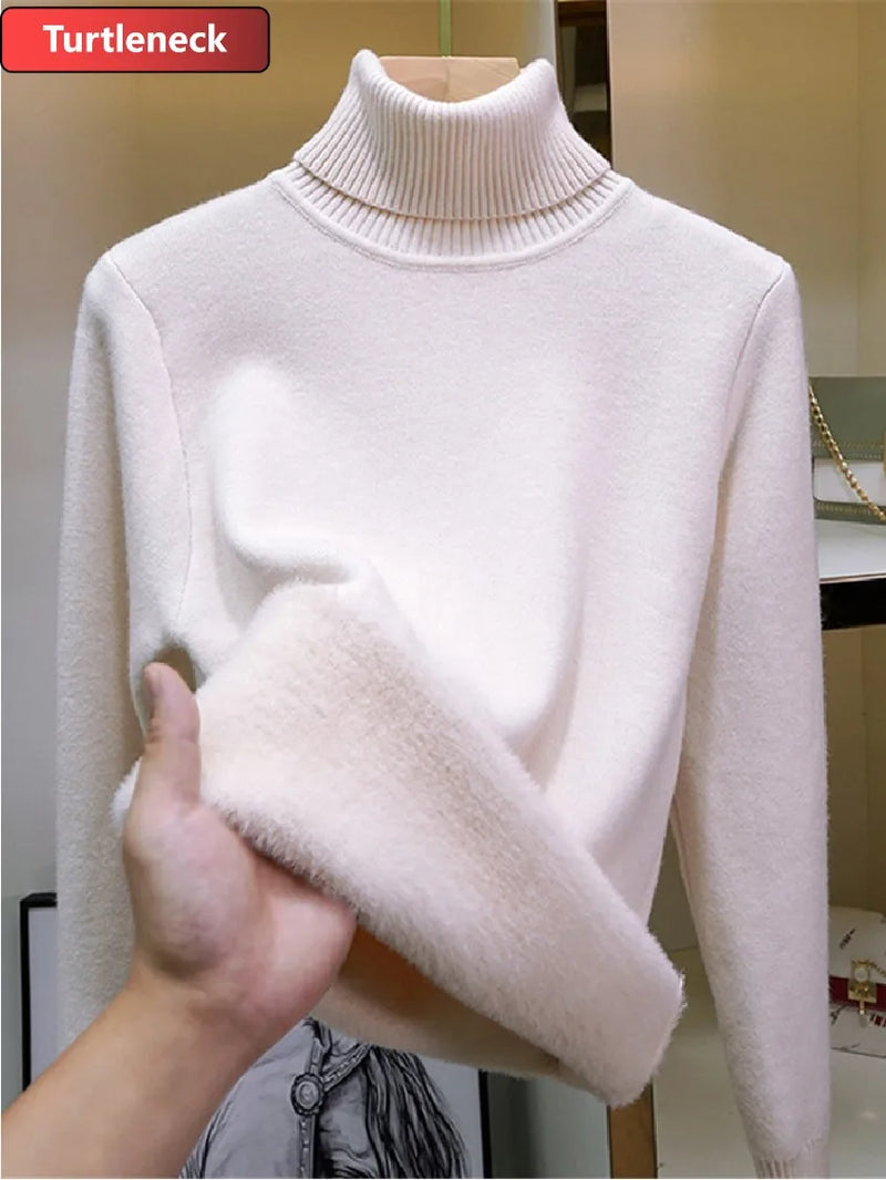 NÉVORA PLUSH, Women's Turtleneck Sweater