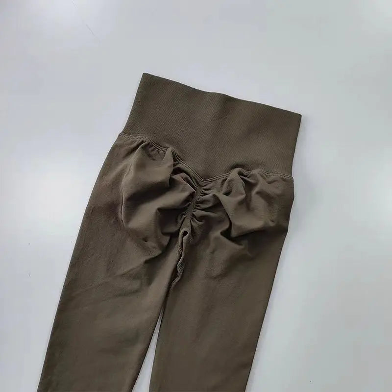 Halara Women’s Leggings – Elegant Yoga, Gym & Walking Trousers